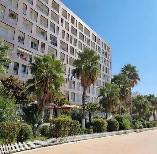 Merville_beachfront Apartmán Durrës